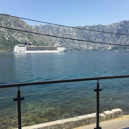 Apartment Stoliv Mare Kotor Exterior foto
