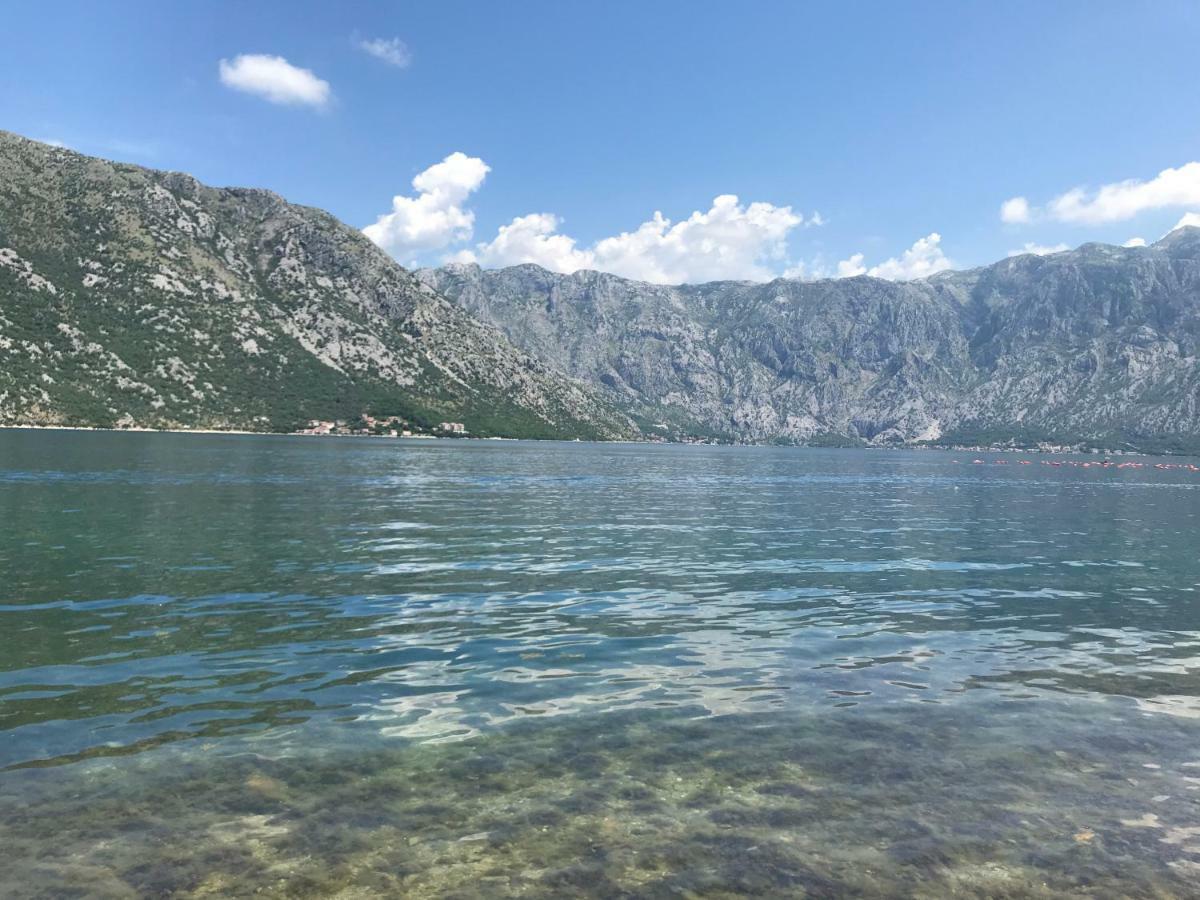 Apartment Stoliv Mare Kotor Exterior foto